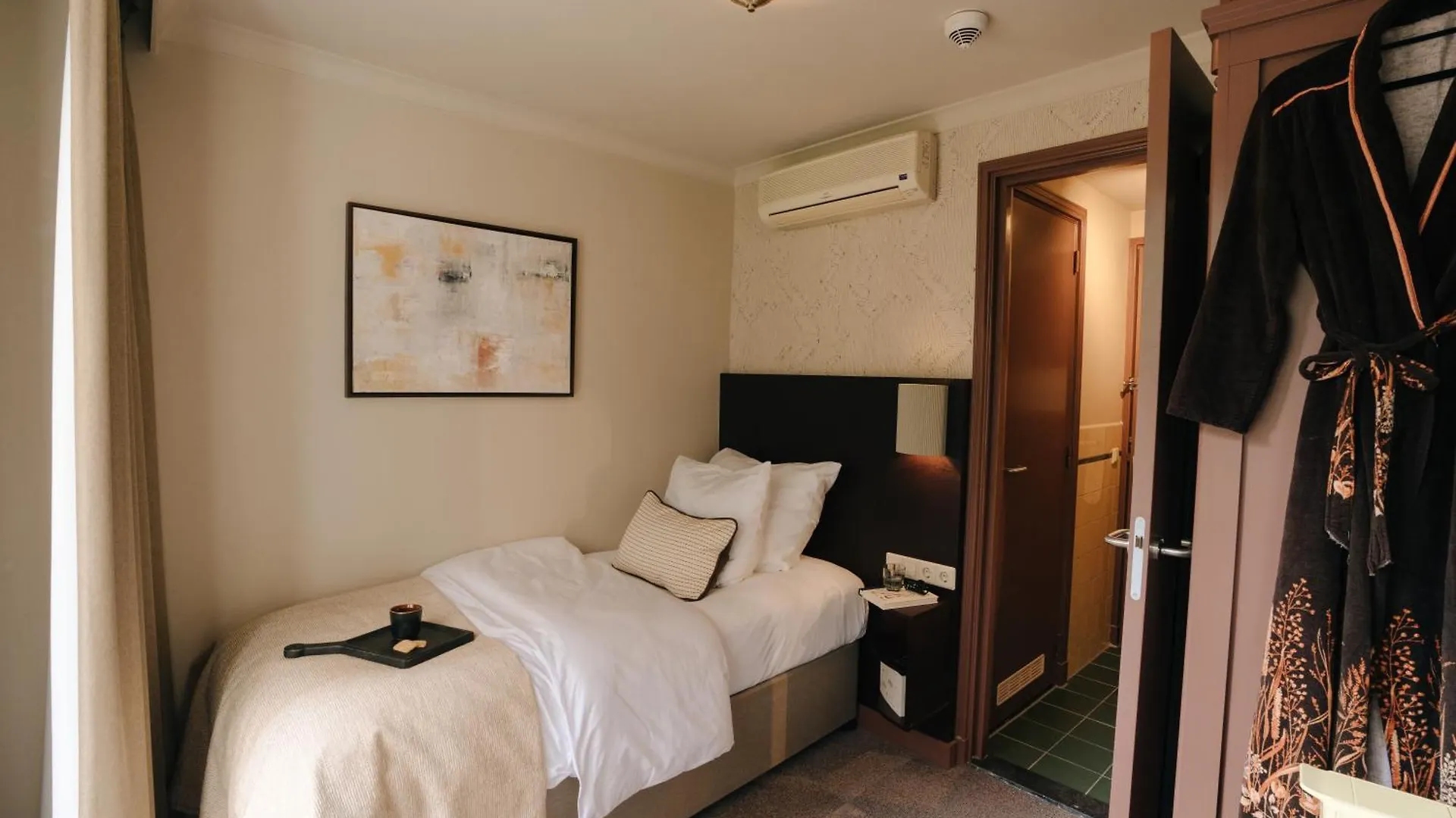 Hotel Omega Amsterdam 3*,